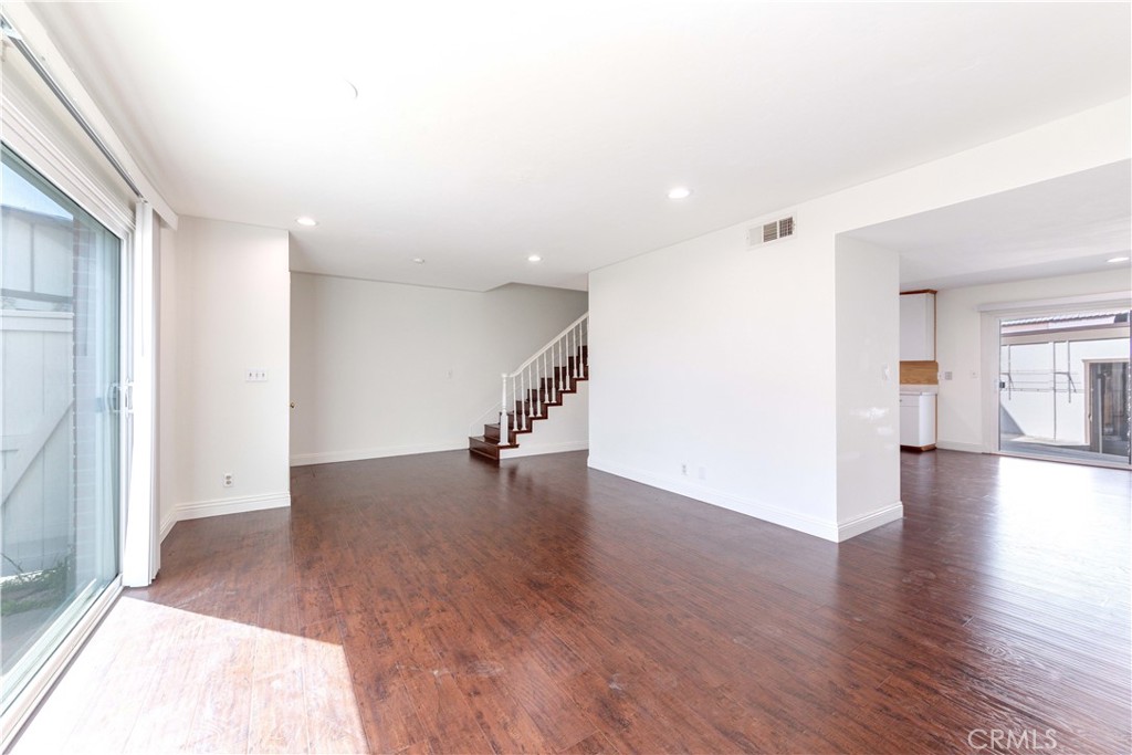 8237 Haseltine Green Buena Park, CA 90621 - Photo 6 of 28