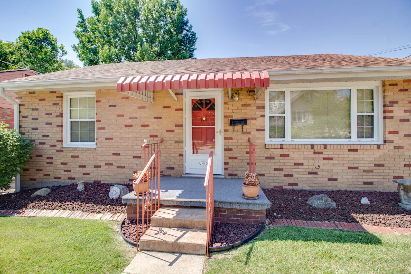 943 Danforth Street Alton, IL 62002 - Photo 4 of 23
