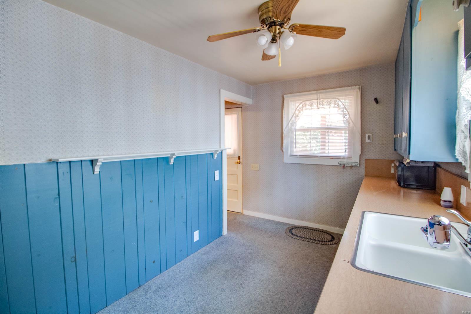 943 Danforth Street Alton, IL 62002 - Photo 8 of 23