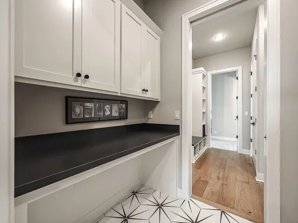 $1,875,000 | 8625 Westridge Court, Parkville, MO 64152