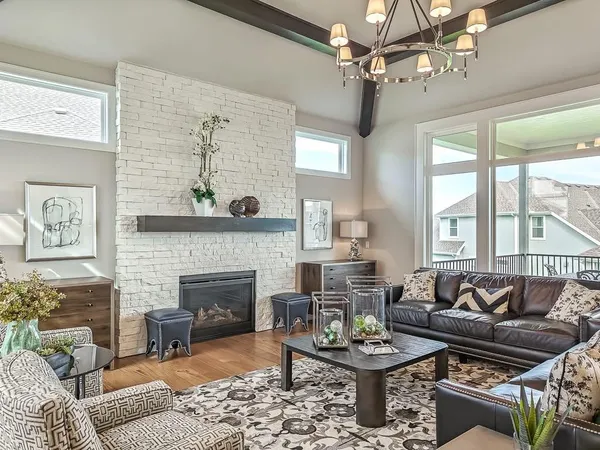$1,875,000 | 8625 Westridge Court, Parkville, MO 64152