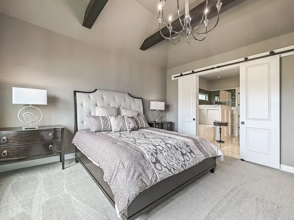 $1,875,000 | 8625 Westridge Court, Parkville, MO 64152