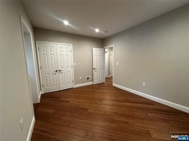 $6,000 | 16 Engle Street, Cresskill, NJ 07626