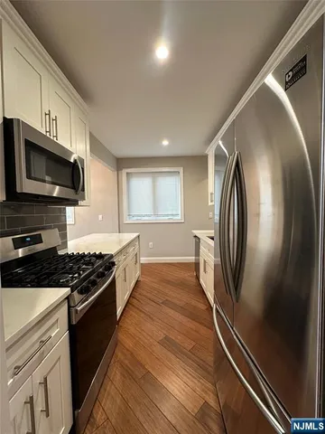 $6,000 | 16 Engle Street, Cresskill, NJ 07626