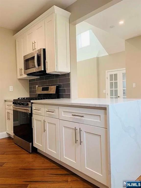 16 Engle Street Cresskill, NJ 07626 - Photo 3 of 15