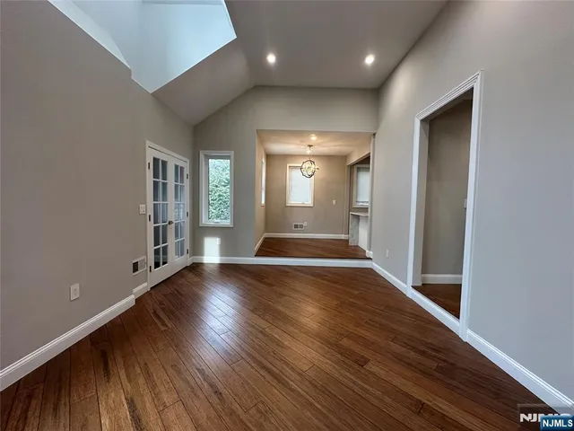 $6,000 | 16 Engle Street, Cresskill, NJ 07626