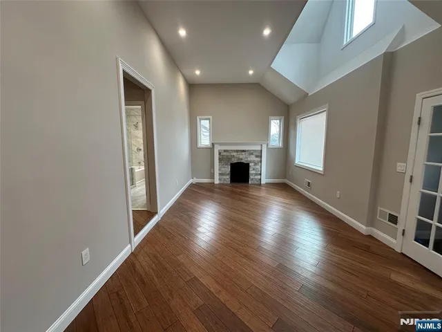 $6,000 | 16 Engle Street, Cresskill, NJ 07626