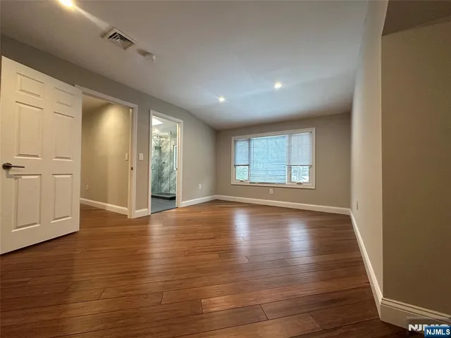 $6,000 | 16 Engle Street, Cresskill, NJ 07626