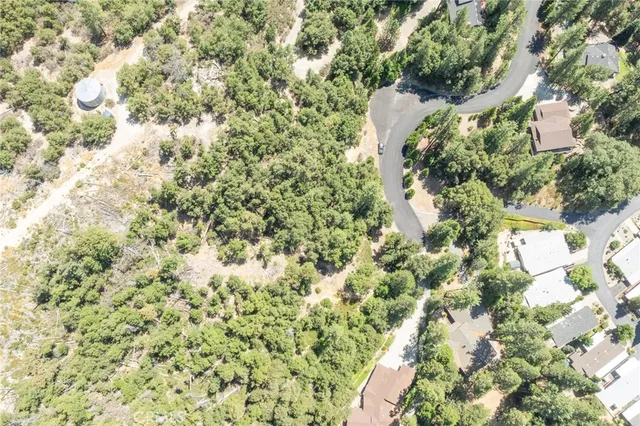 $151,700 | 8 North Cedar Vista Circle North, Bass Lake, CA 93604