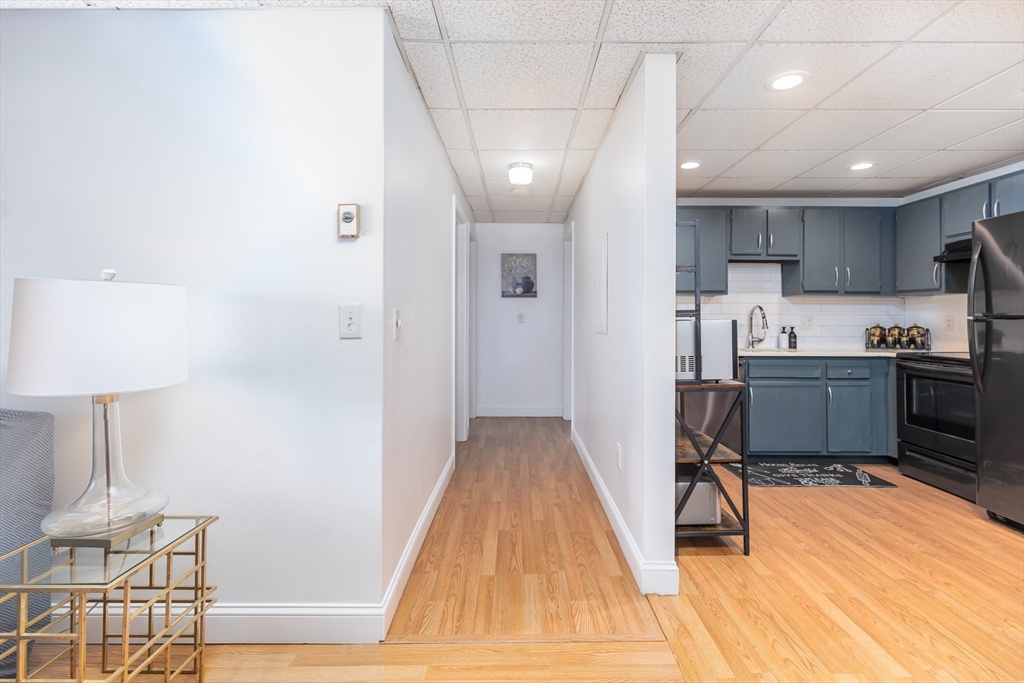 111 Foster Street, Unit 416 Peabody, MA 01960 - Photo 17 of 30