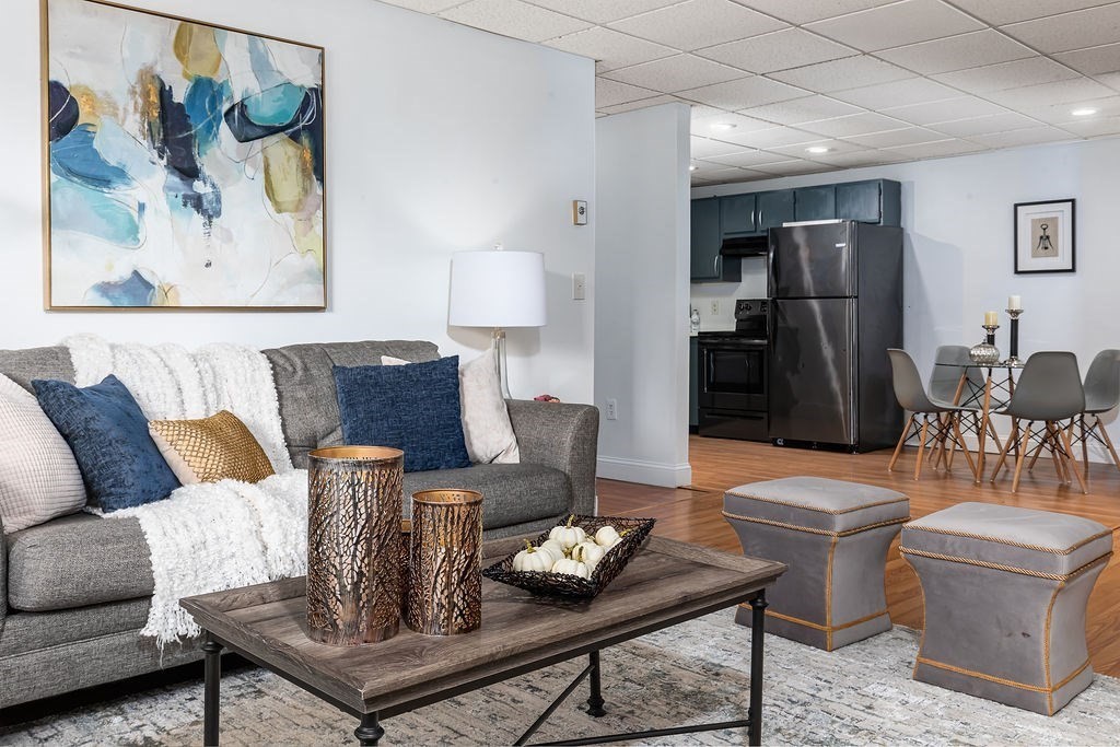 111 Foster Street, Unit 416 Peabody, MA 01960 - Photo 10 of 30