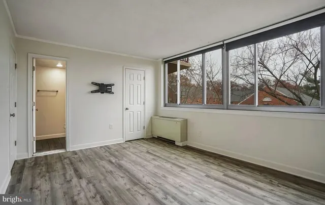 $2,500 | 5353 Columbia Pike, Unit 602, Arlington, VA 22204