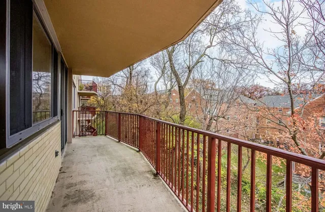 $2,500 | 5353 Columbia Pike, Unit 602, Arlington, VA 22204