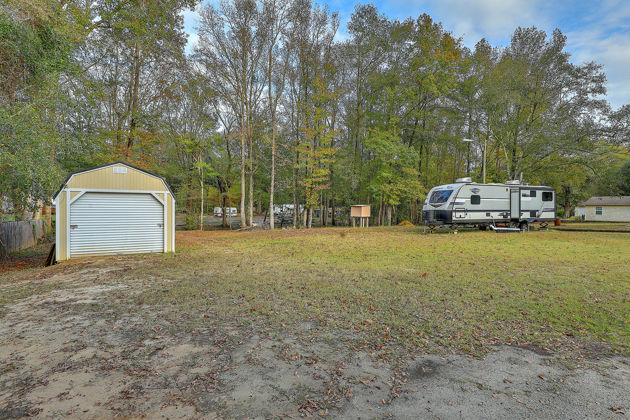 140 Shad Row Drive Ridgeville, SC 29472 - Photo 5 of 34 1R3A6037_38_39_40_41_42_43