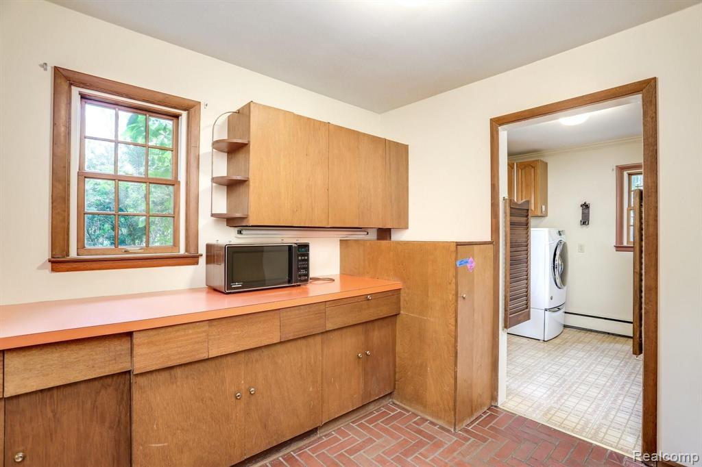 6475 Apple Orchard Lane Rochester Hills, MI 48306 - Photo 19 of 25