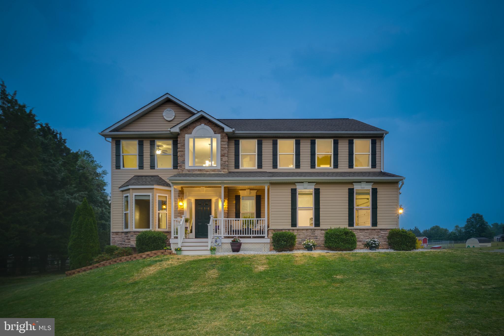 WELCOME HOME!