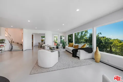 $2,595,000 | 3345 Wonder View Drive, Los Angeles, CA 90068