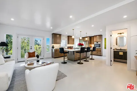 $2,595,000 | 3345 Wonder View Drive, Los Angeles, CA 90068