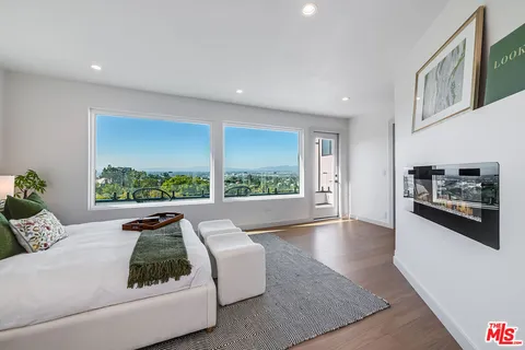 $2,595,000 | 3345 Wonder View Drive, Los Angeles, CA 90068