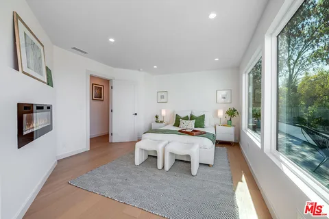 $2,595,000 | 3345 Wonder View Drive, Los Angeles, CA 90068