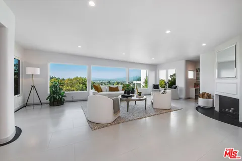 $2,595,000 | 3345 Wonder View Drive, Los Angeles, CA 90068
