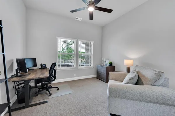 $490,000 | 922 Cardinal Drive, Midlothian, TX 76065