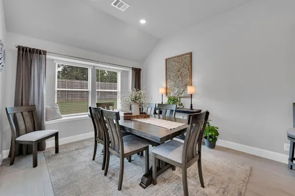 $490,000 | 922 Cardinal Drive, Midlothian, TX 76065