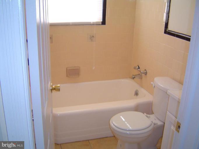 1008 Kingston Road Pikesville, MD 21208 - Photo 8 of 17 Bath #1