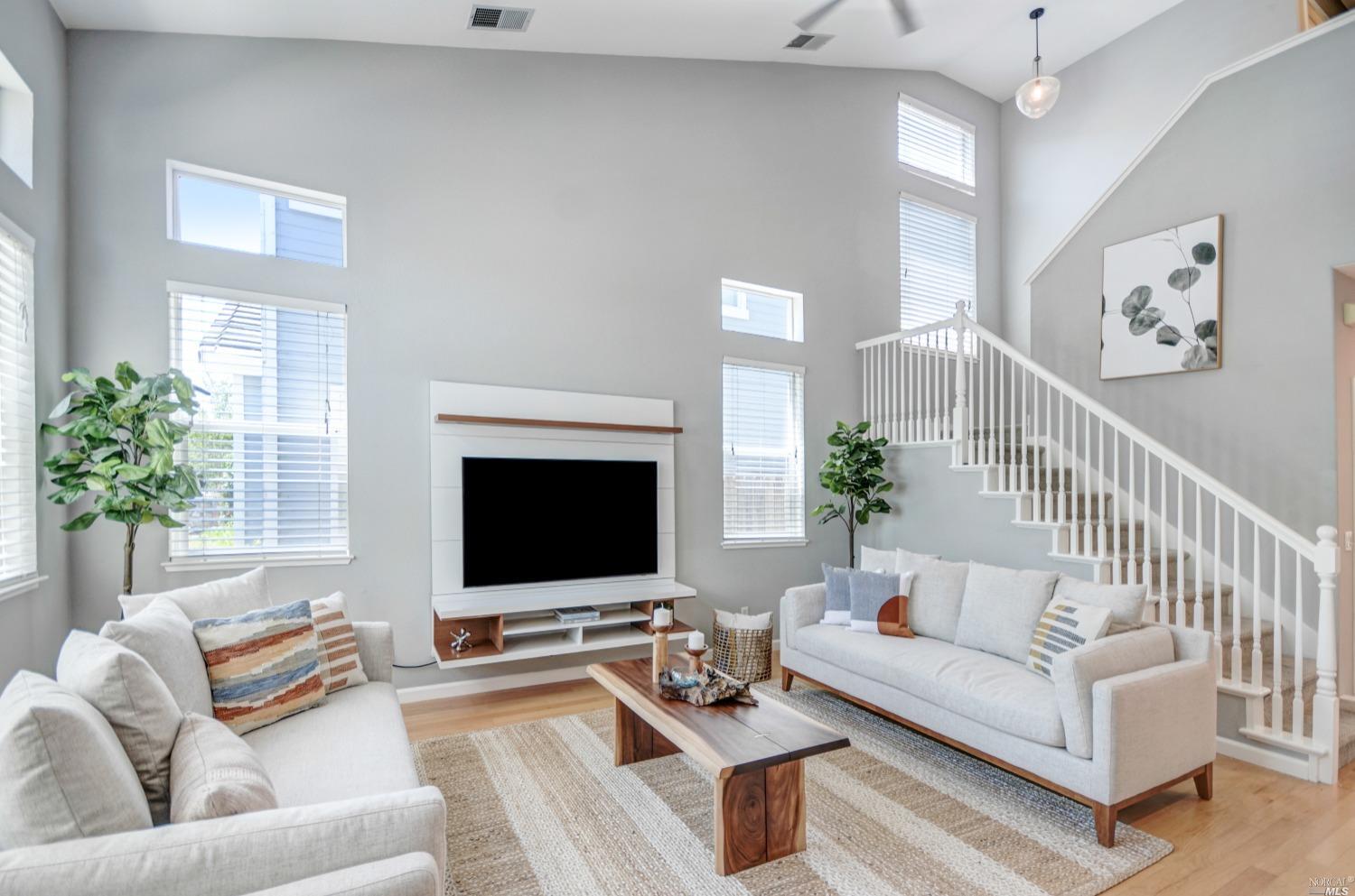 1145 River Pine Circle, Petaluma, CA 94954 Compass