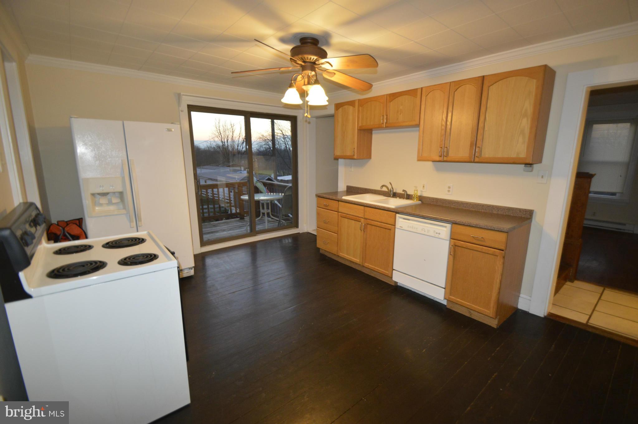 12048 Old Rte 16 Waynesboro, PA 17268 - Photo 13 of 30 Kitchen