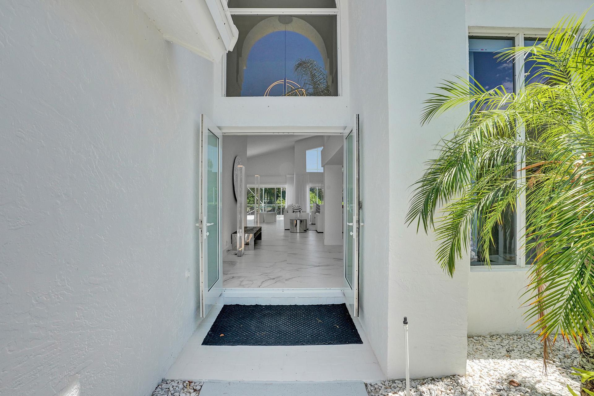 7532 Fairway Trail Boca Raton, FL 33487 - Photo 4 of 70 DSC06114
