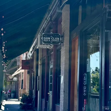 $300,000 | 21031 Redwood Highway, Geyserville, CA 95441