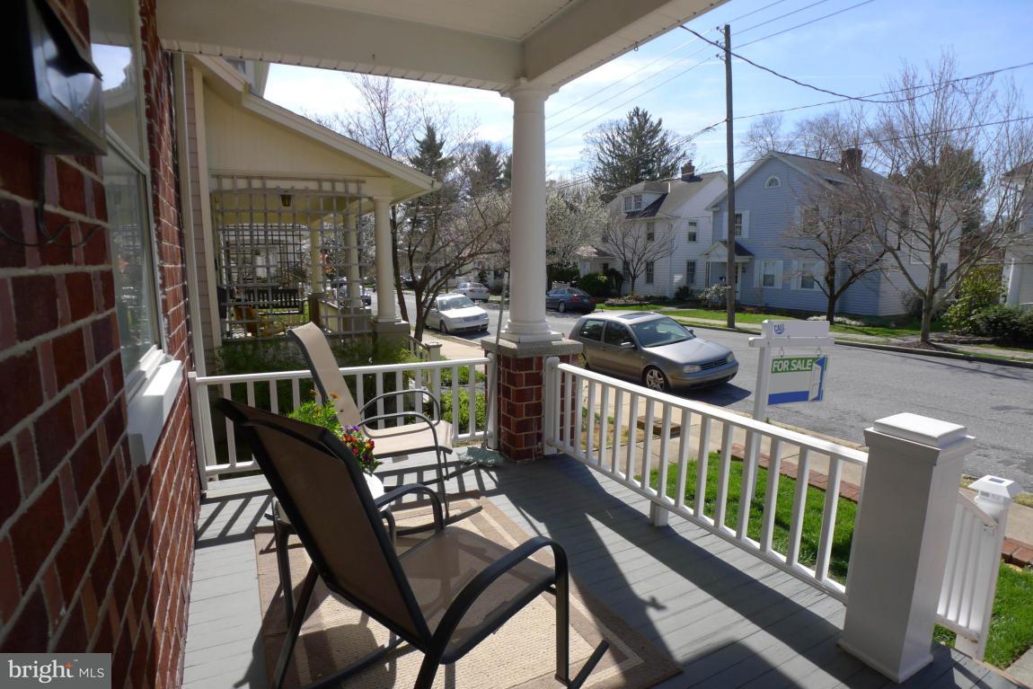 309 Front Street Lititz, PA 17543 - Photo 4 of 22