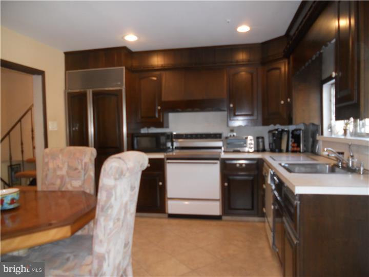 3848 Sidney Road Huntingdon Valley, PA 19006 - Photo 8 of 17 Gallery Image 8