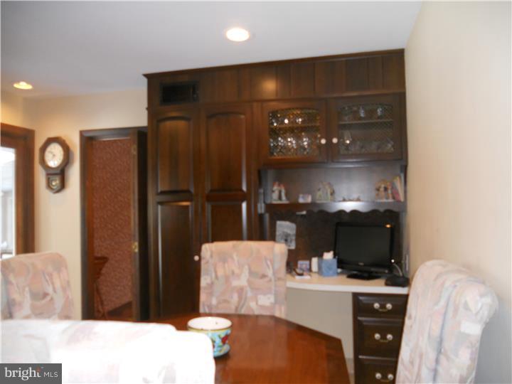 3848 Sidney Road Huntingdon Valley, PA 19006 - Photo 9 of 17 Gallery Image 9