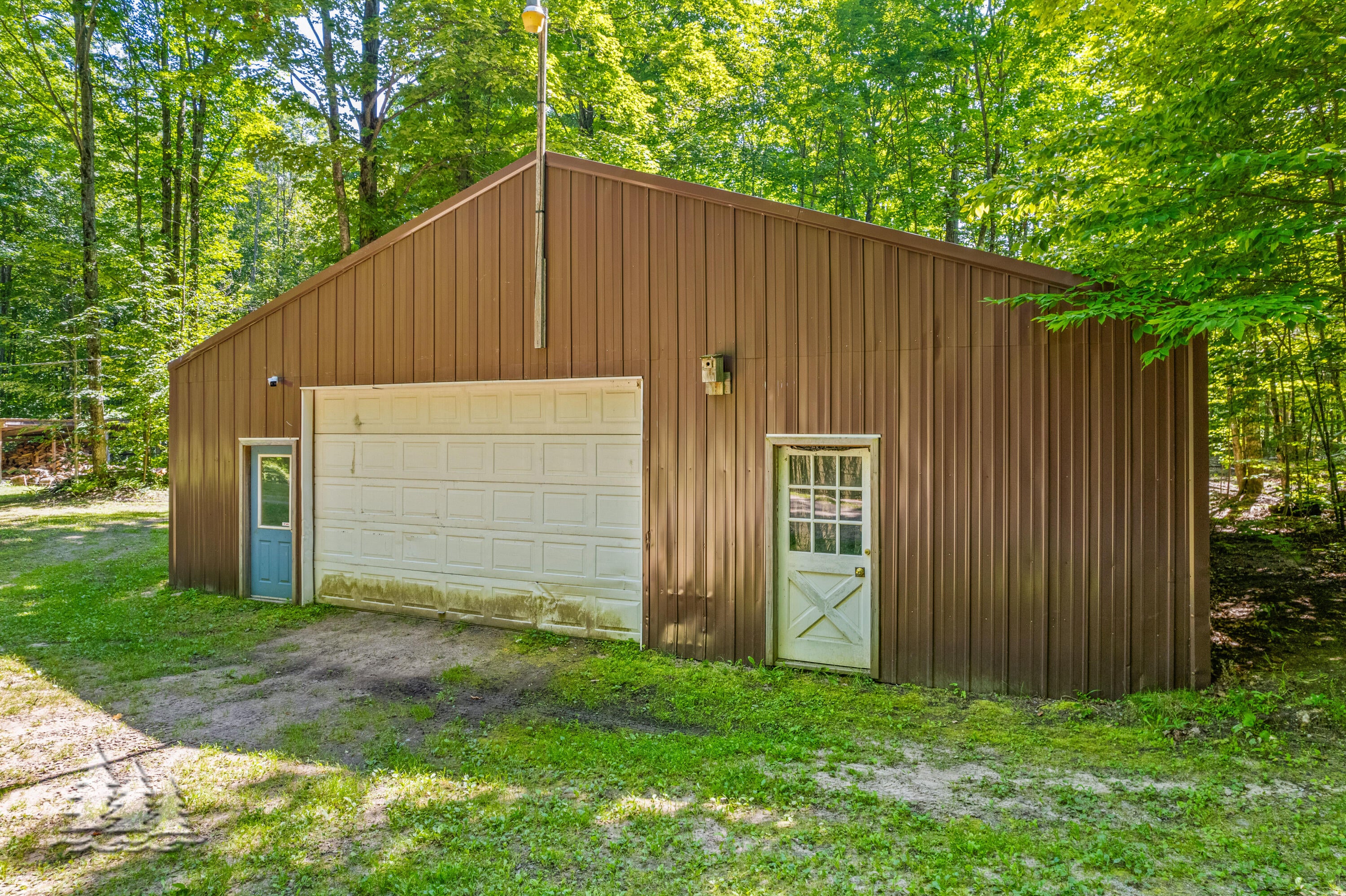 4788 Andergood Road Lewiston, MI 49756 - Photo 4 of 43 Gallery Image 4