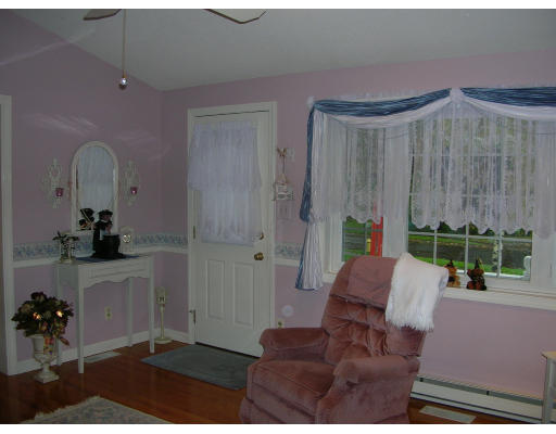 53 Independence Road Feeding Hills, MA 01030 - Photo 4 of 15 Gallery Image 4
