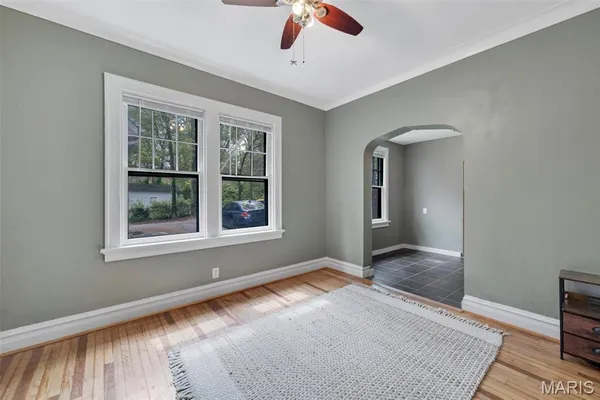 $259,900 | 439 North Laclede Station Road, St. Louis, MO 63119