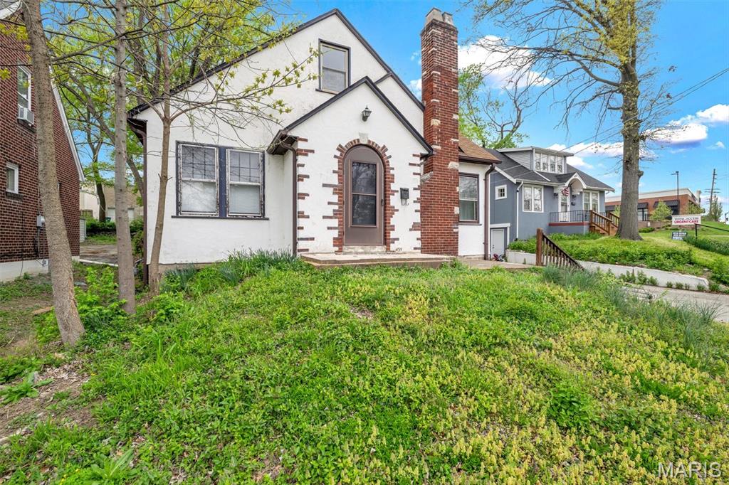 439 North Laclede Station Road St. Louis, MO 63119 - Photo 2 of 35