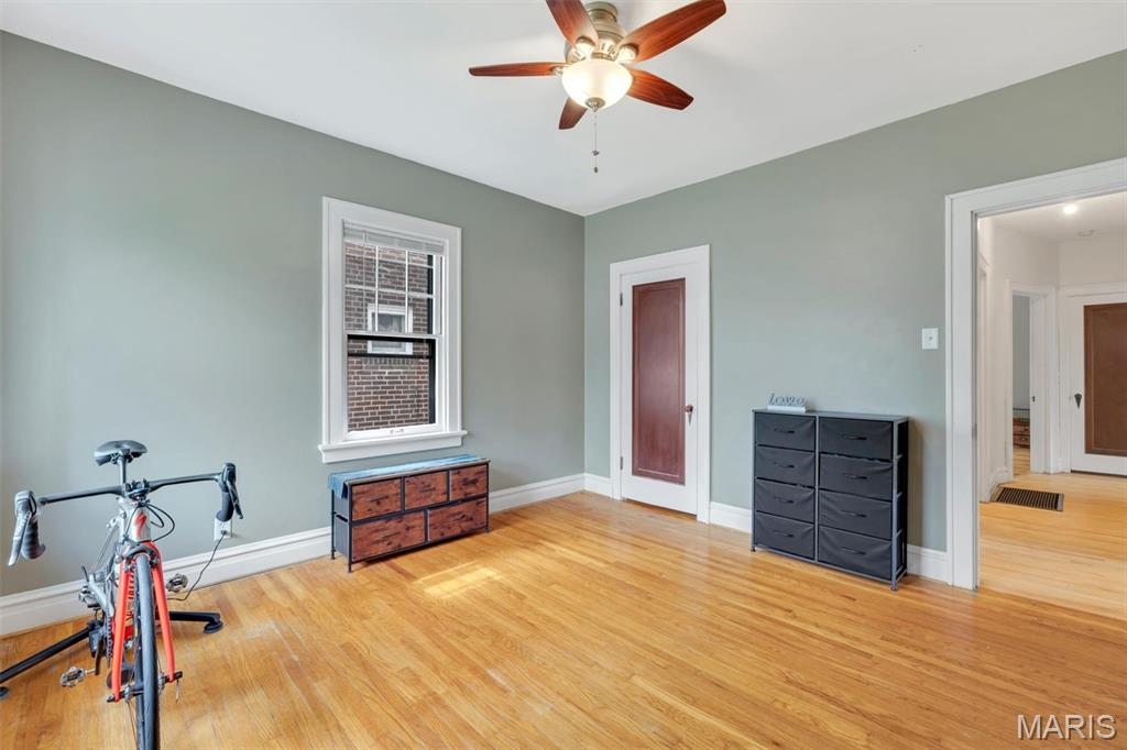 439 North Laclede Station Road St. Louis, MO 63119 - Photo 28 of 35