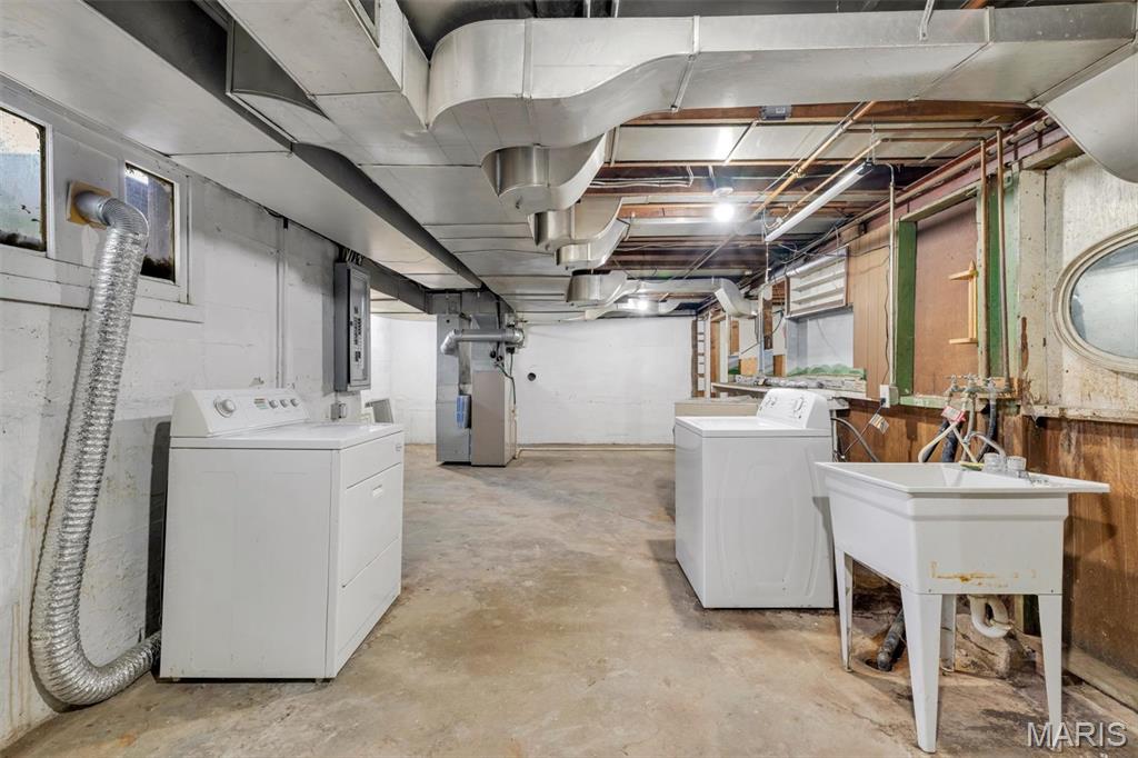 439 North Laclede Station Road St. Louis, MO 63119 - Photo 31 of 35