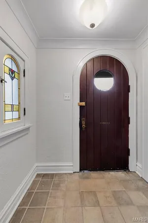 $259,900 | 439 North Laclede Station Road, St. Louis, MO 63119