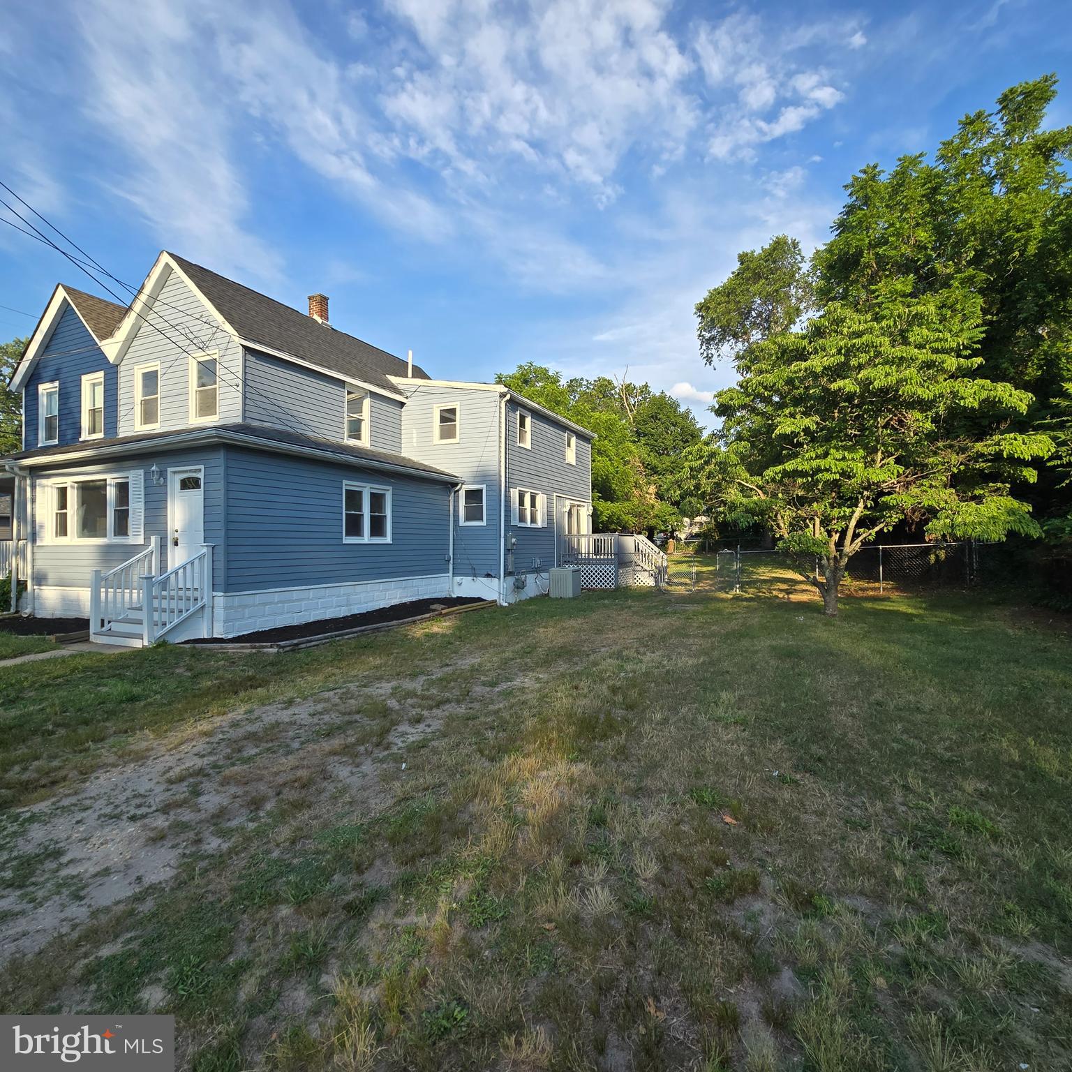 433 East Maple Avenue Lindenwold, NJ 08021 - Photo 1 of 37
