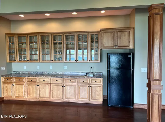 $1,890,500 | 304 Brittney Lane, Sharps Chapel, TN 37866