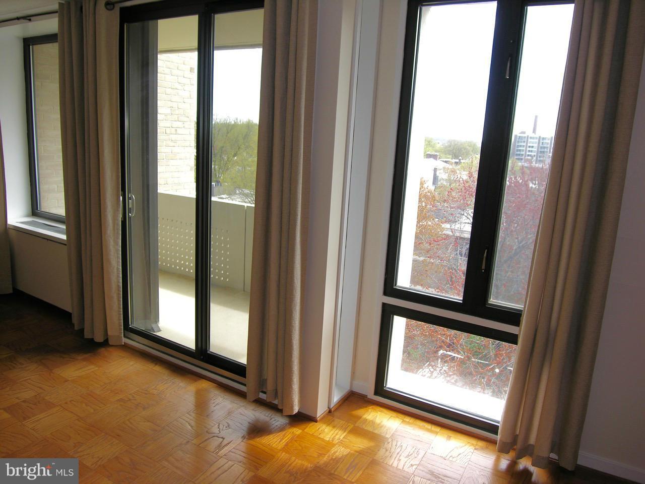 1245 4th Street Southwest, Unit E511 Washington, DC 20024 - Photo 5 of 25 Wall of Windows