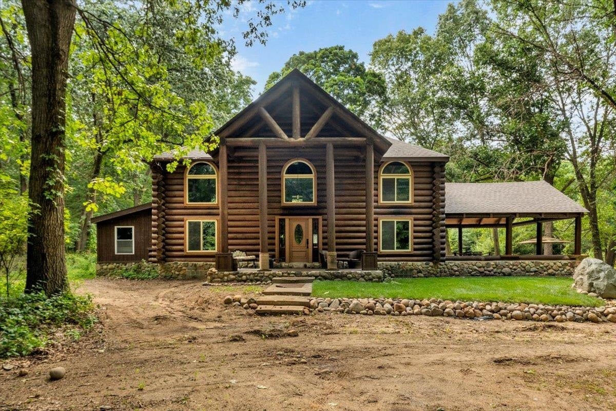 9505 Joel Road Holly, MI 48442 - Photo 1 of 57 Gallery Image 1