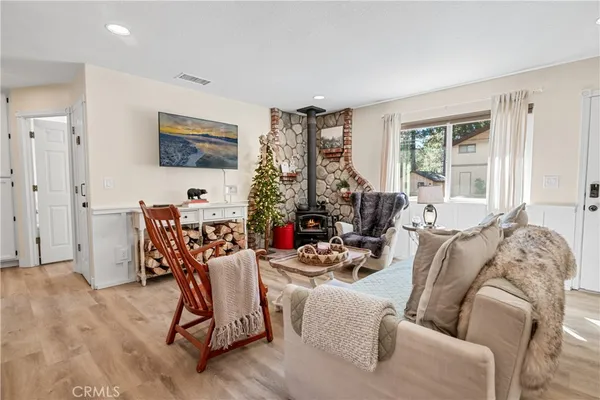 $2,150 | 1080 Pan Springs Lane, Big Bear City, CA 92314