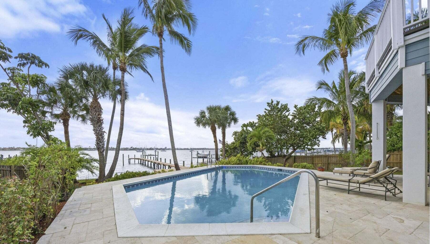 1009 Northwest Terrace Road Stuart, FL 34994 - Photo 22 of 69 20250325132613978093000000-o