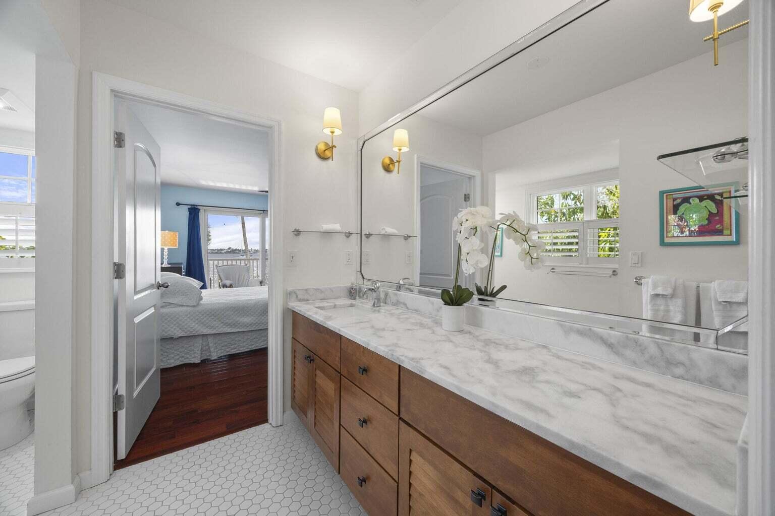 1009 Northwest Terrace Road Stuart, FL 34994 - Photo 37 of 69 20250217200101403820000000-o