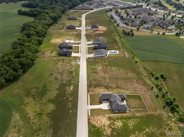 $58,800 | 589 Legacy Drive, Waterloo, IL 62298